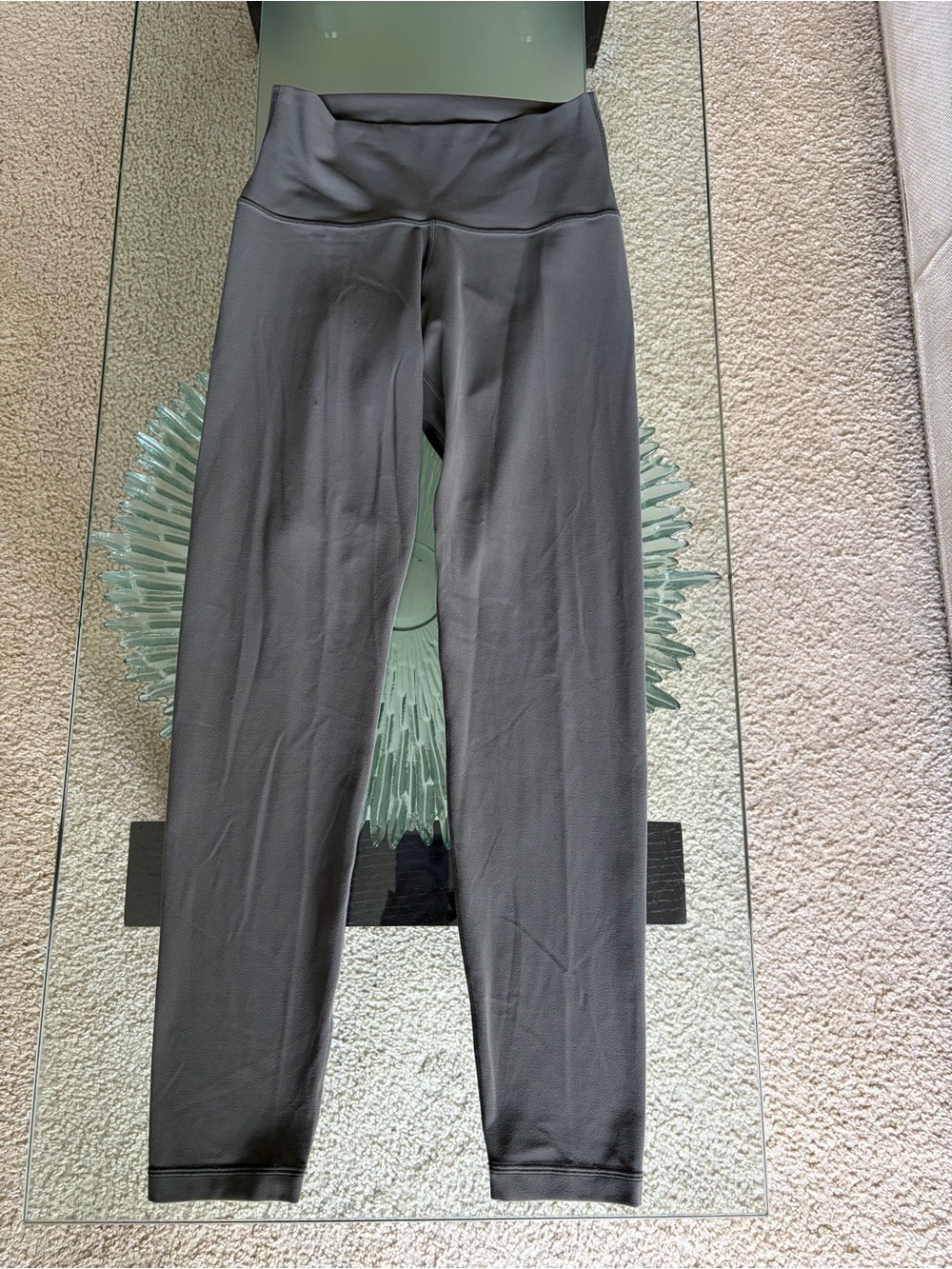 💜 Aritzia Golden Leggings